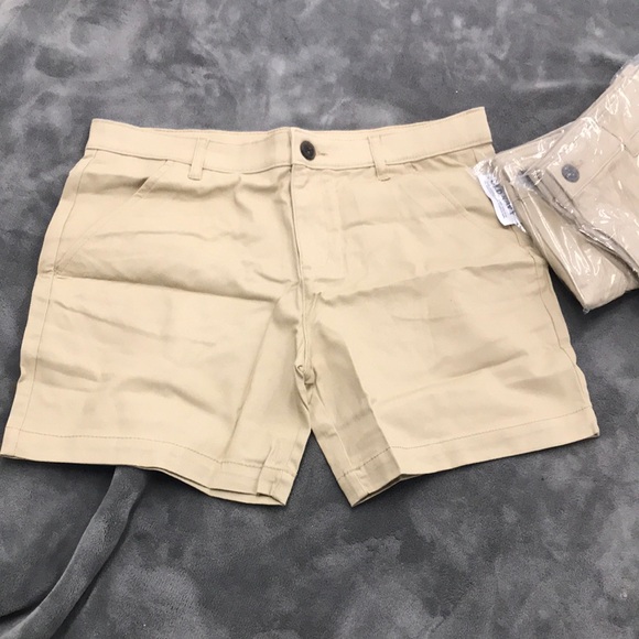 Old Navy Women's Tan Flat Front Shorts - Picture 1 of 5